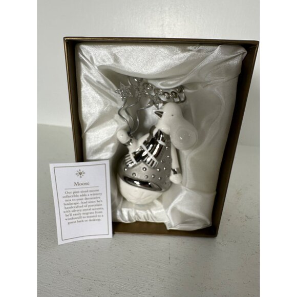 Peir 1Ceramic Moose Figurine With Star Wand & Swirling Antlers In Gift Box - Picture 5 of 6